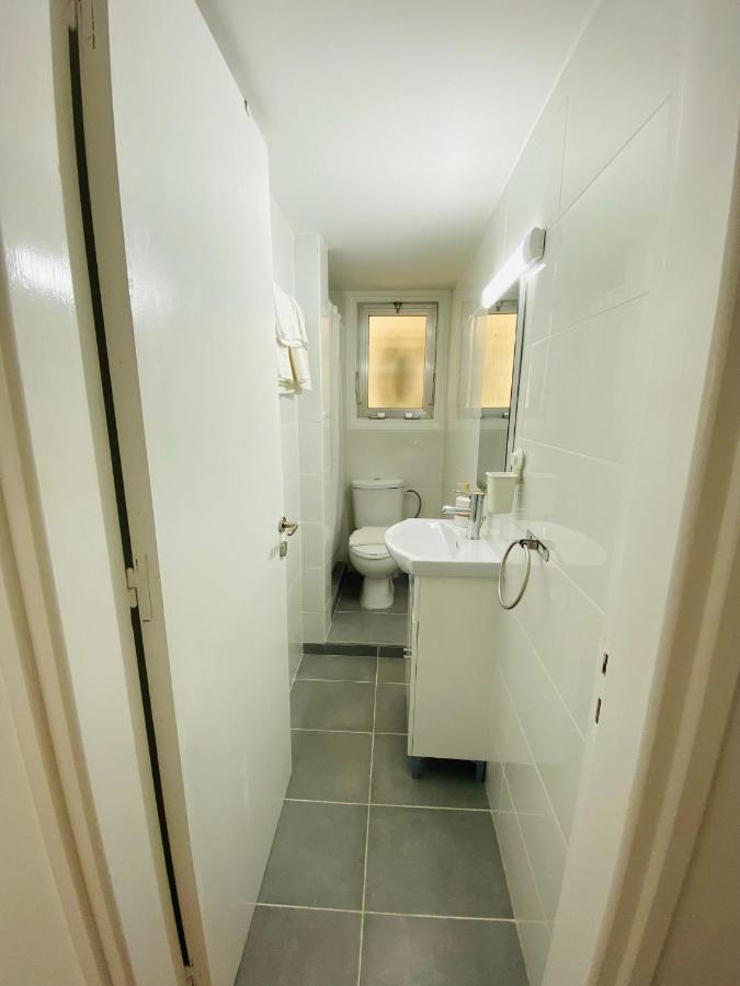 Simple One Bedroom Flat In Engomi المظهر الخارجي الصورة